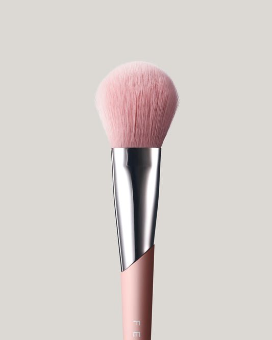 SCULPTING BRONZER BRUSH 195,