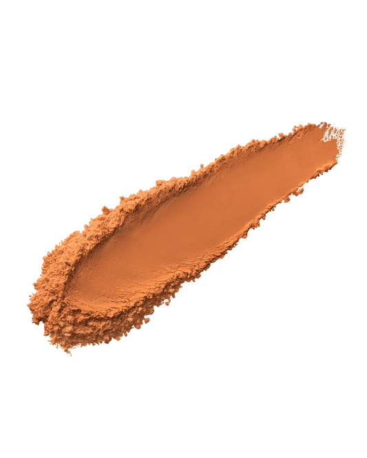 Pro Filt’r Instant Retouch Setting Powder smear shown in shade Nutmeg