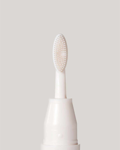 Close-up of Brow MVP Sculpting Wax Styler, revealing the flexible yet firm bristles.