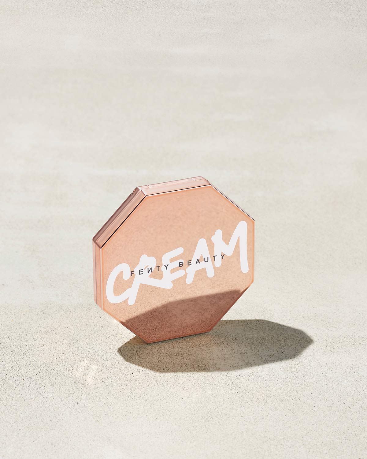 Cheeks Out Freestyle Cream Bronzer — Chocolate