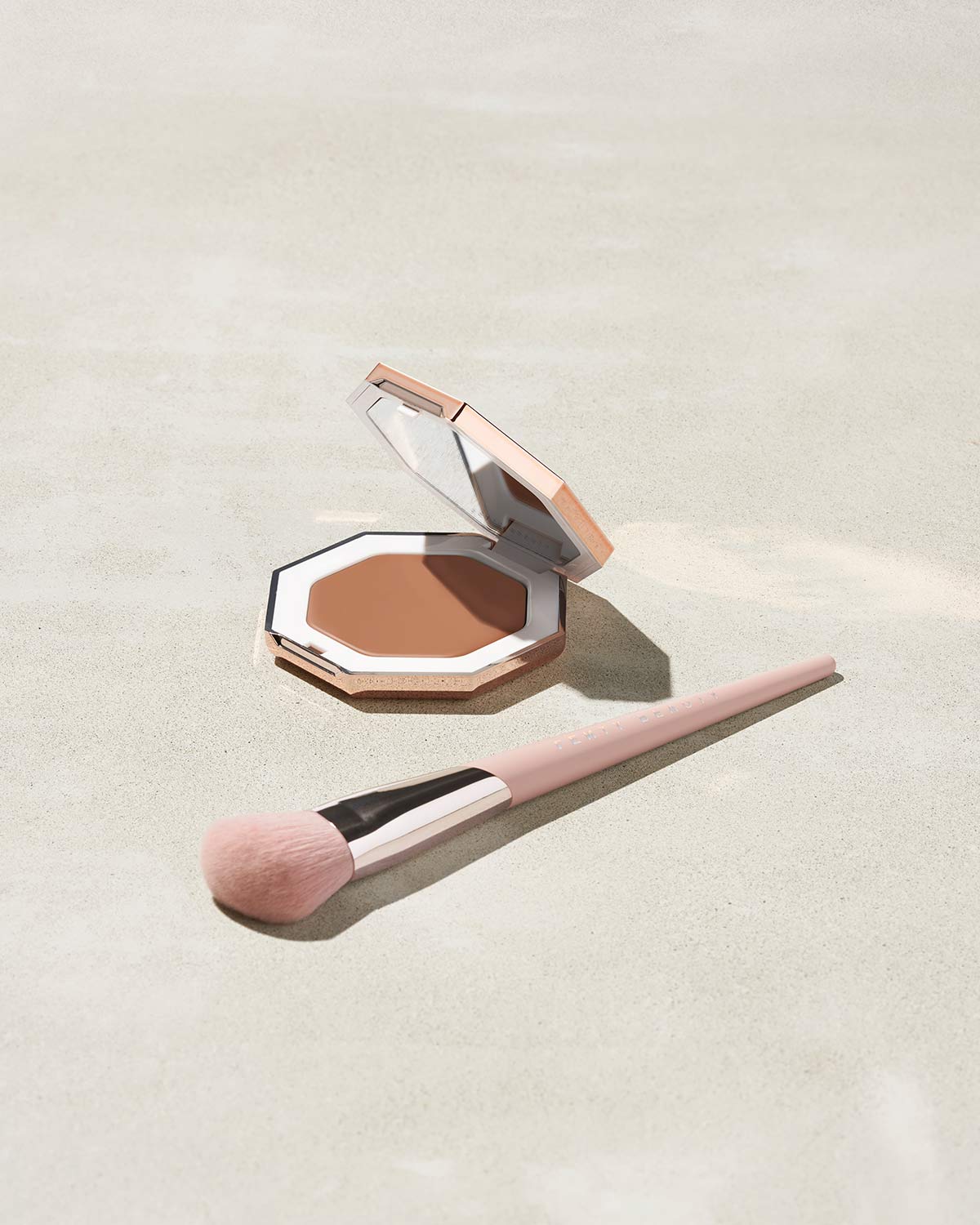 FACE SHAPING BRUSH 125,