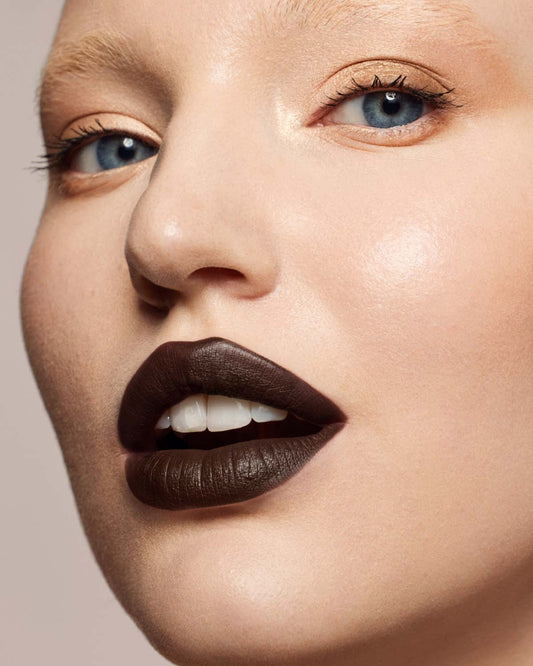 Stunna Lip Paint Longwear Fluid Lip Color — Unlawful