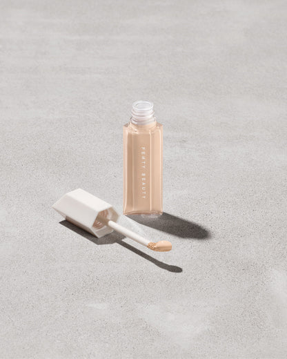 We're Even Hydrating Longwear Concealer — 160W